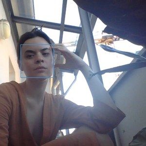 Meet your Posher, Larissa